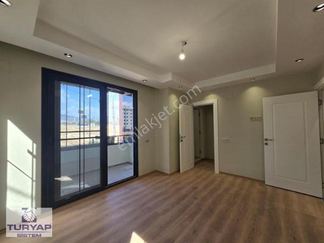 Deniz Mahallesi, Yenişehir içerisinde satılık Villa