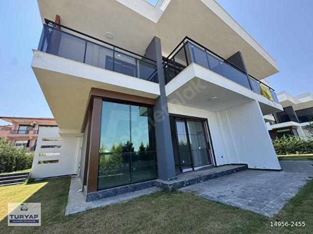 Tire, İzmir içerisinde satılık Villa