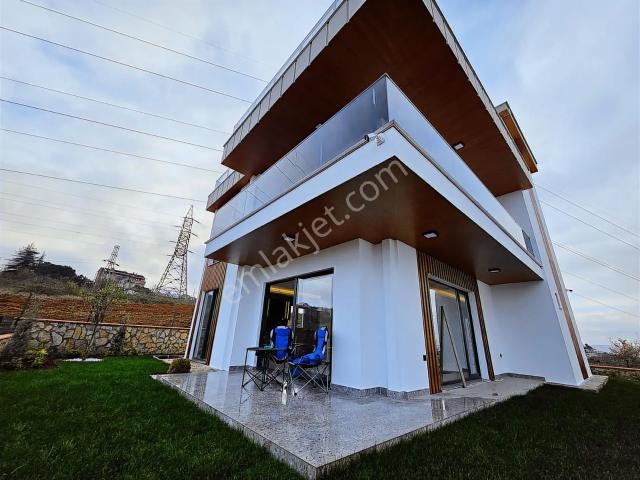 Trabzon içerisinde satılık Villa