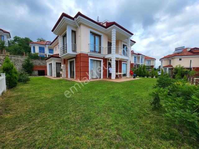 Akçaabat, Trabzon içerisinde satılık Villa