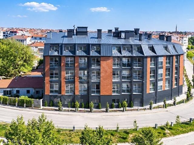 Sütlüce Mahallesi, Tepebaşı içerisinde satılık mülk