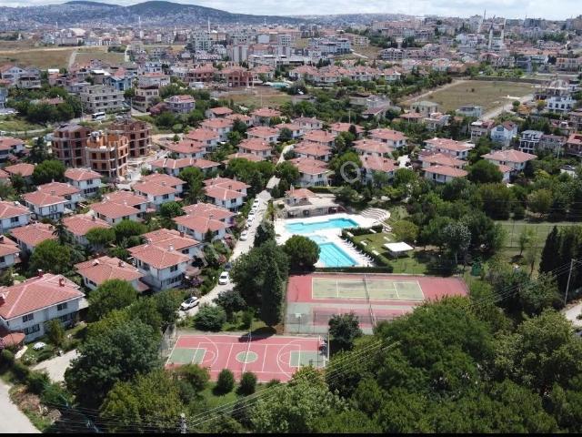 Darica, Kocaeli içerisinde satılık Villa
