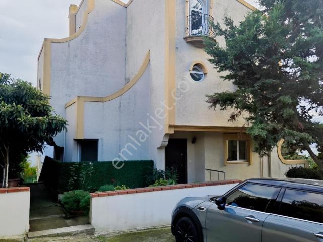 Eskihisar Mahallesi, Darıca içerisinde kiralık Villa