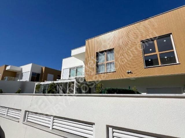Tepebaşi içerisinde satılık Villa