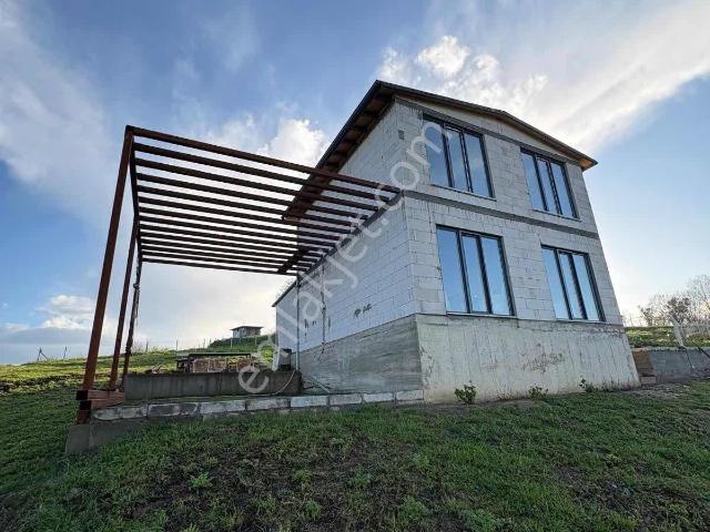 Yalova içerisinde satılık Villa