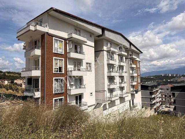 İzmit, Kocaeli içerisinde satılık mülk