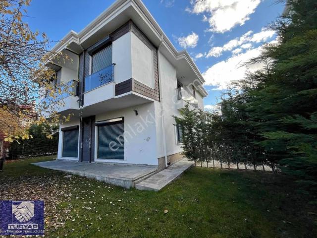 Edremit içerisinde satılık Villa