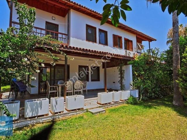 Erdemli, Mersin içerisinde satılık Villa