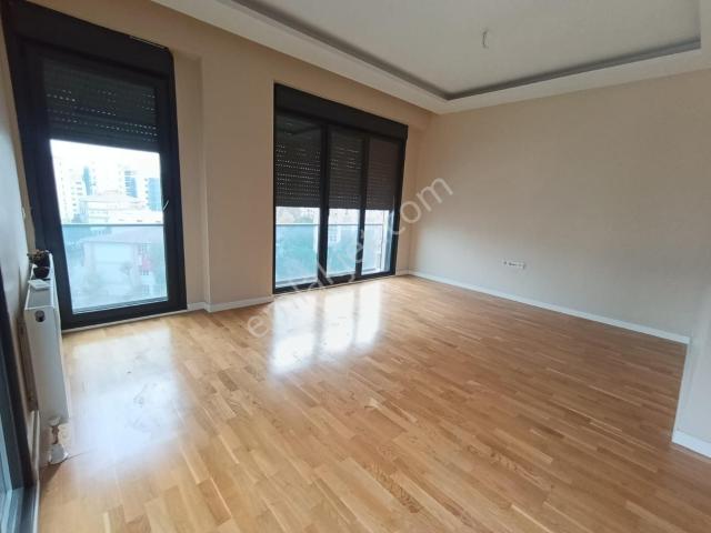 Göztepe Mahallesi, Kadiköy içerisinde kiralık mülk