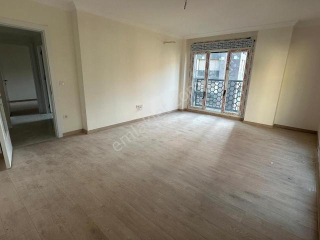 Kadiköy, İstanbul içerisinde kiralık mülk