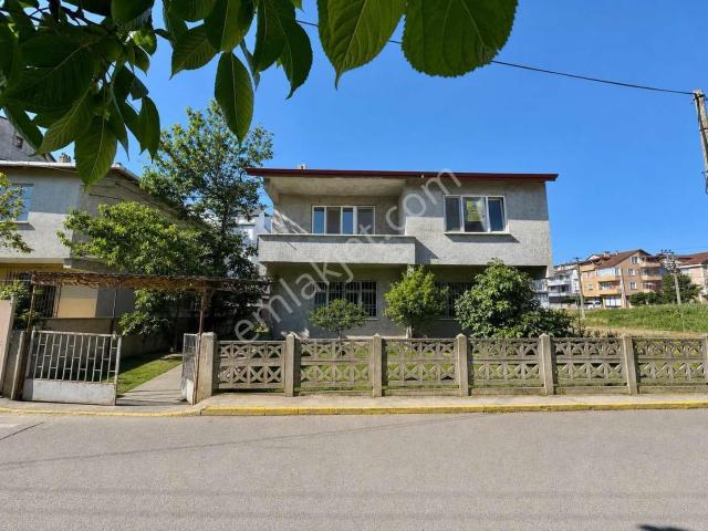 Kartepe, Kocaeli içerisinde satılık Villa