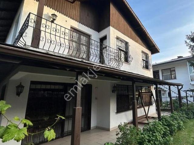 Bayramoğlu Mahallesi, Darıca içerisinde kiralık Villa