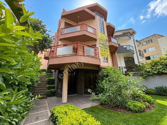 Balçova, İzmir içerisinde satılık Villa