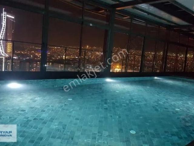 Bayrakli, İzmir içerisinde kiralık mülk