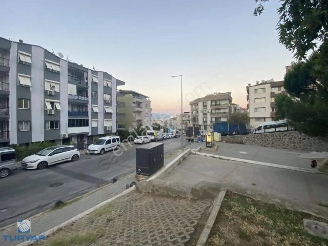 Karabağlar, İzmir içerisinde satılık mülk