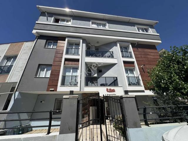 Buca, İzmir içerisinde satılık mülk