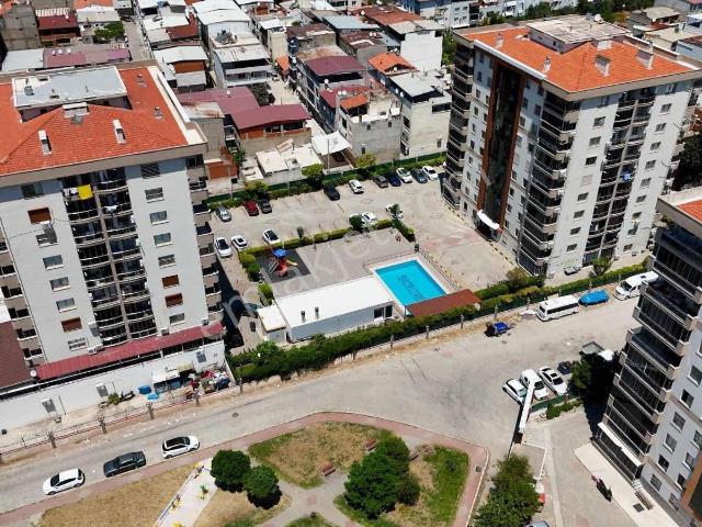 Buca, İzmir içerisinde satılık mülk