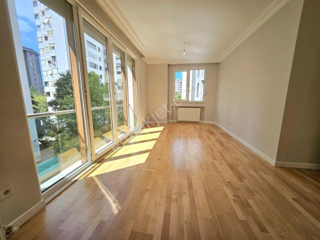 Kadiköy, İstanbul içerisinde satılık mülk