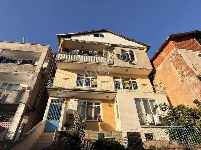 İzmit, Kocaeli içerisinde satılık mülk