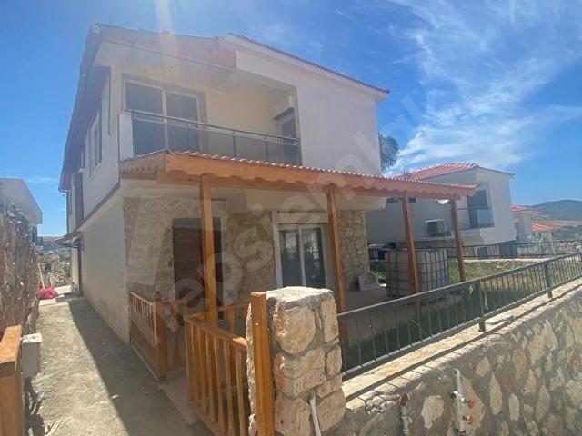 Foça, İzmir içerisinde satılık Villa