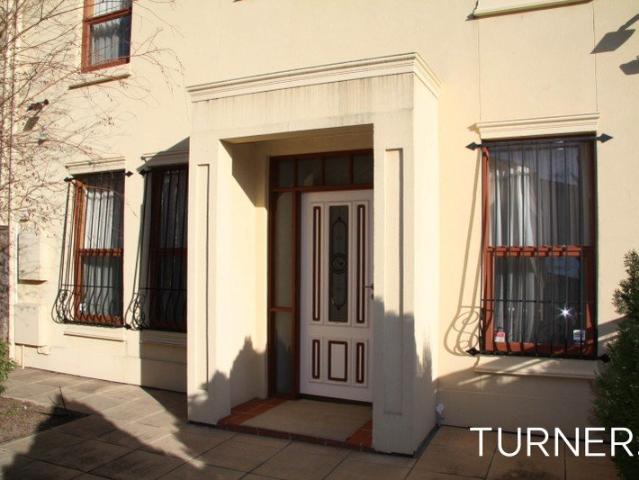 Townhouse for rent in Horseshoe Creek, South Australia