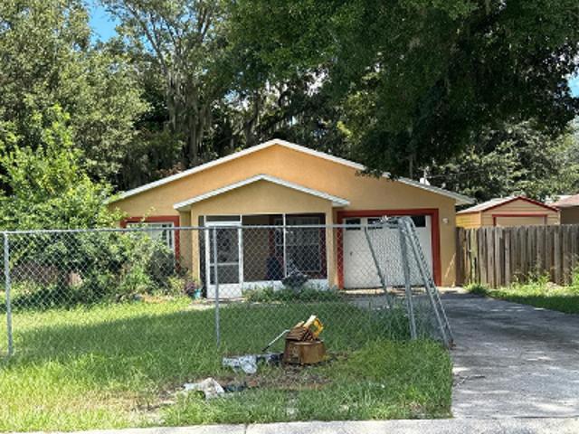 House for sale in Leesburg, Lake County
