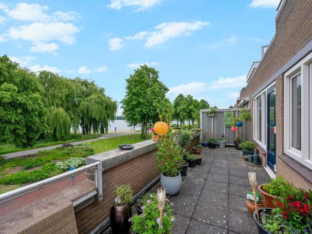 Appartement te huur in Almere-haven, Flevoland
