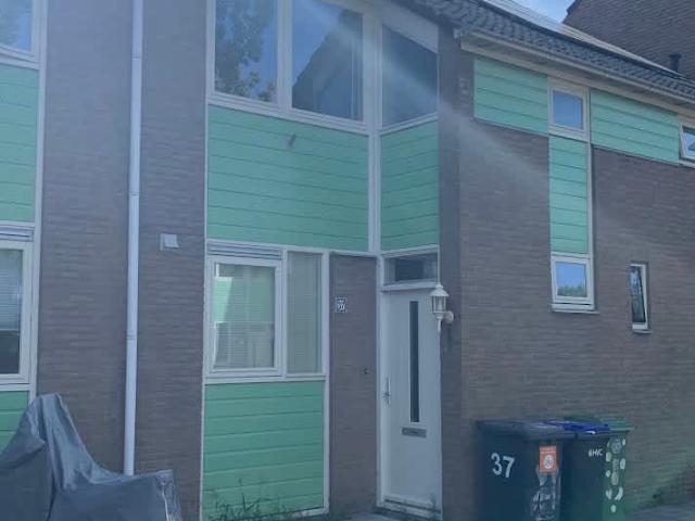 Woning te huur in Zaandam, Noord Holland