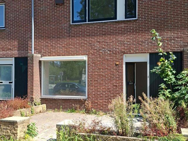 Woning te huur in Zwanenburg, Noord Holland