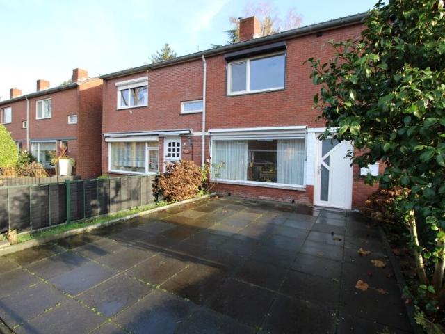 Tussenwoning te huur in Almelo, Overijssel