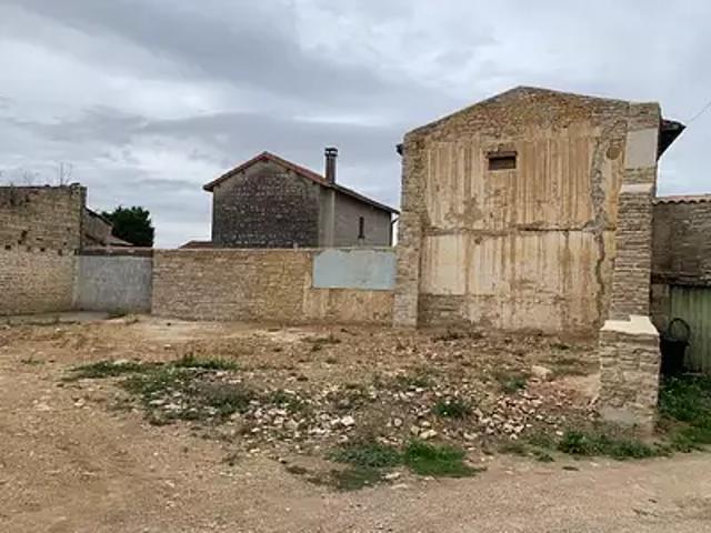Terrain vente à Confolens, Tusson