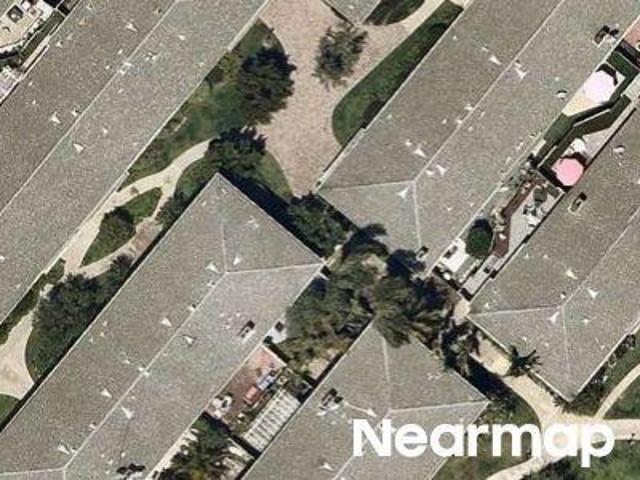 Condo for sale in Newport Heights, Costa Mesa