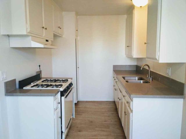 Apartment for rent in Tustin, California