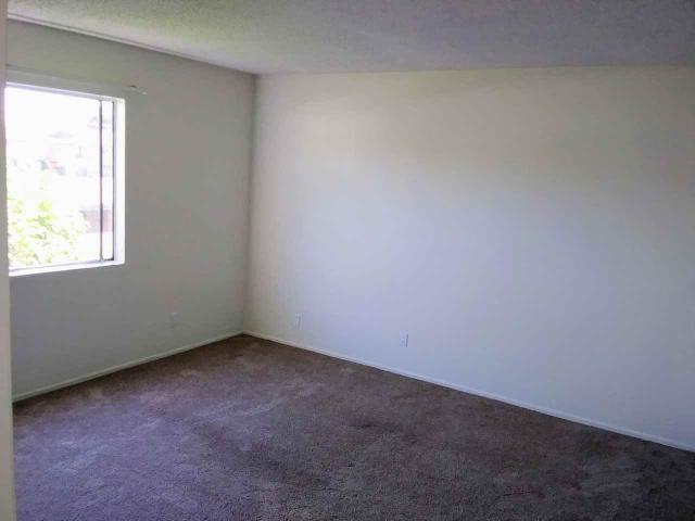 Apartment for rent in Tustin, California