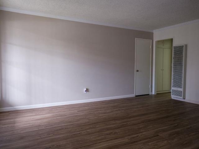Apartment for rent in Tustin, California