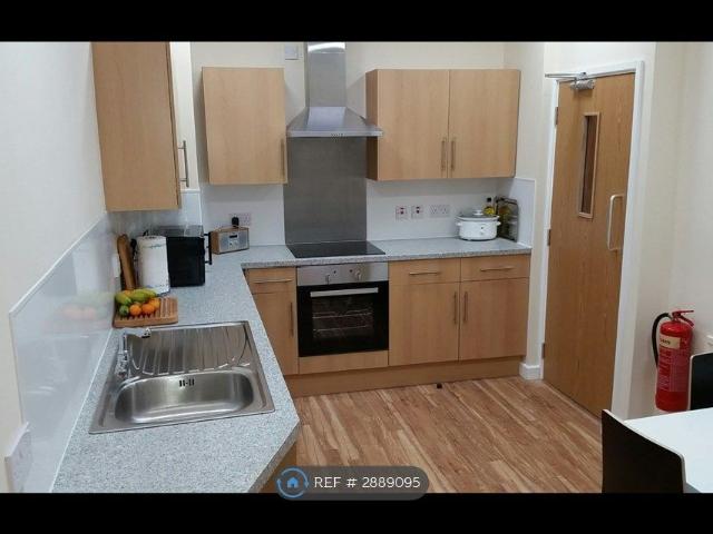 Room for rent in Beamhurst, Staffordshire