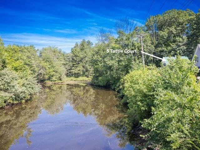 House for sale in New Hampshire