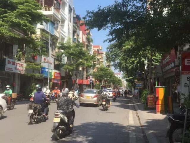 Nhà mặt phố bán tại Hoàn Kiếm, Hà Nội