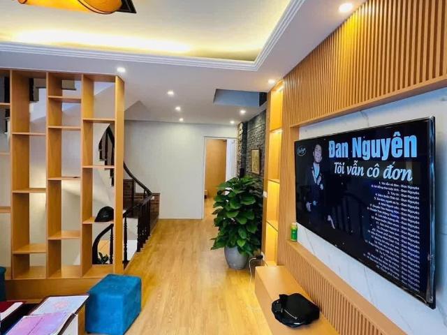 Nhà bán tại Hoàn Kiếm, Hà Nội