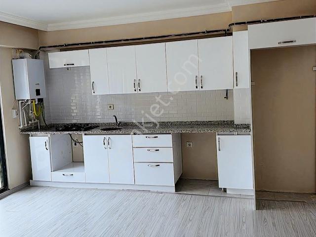 İzmit, Kocaeli içerisinde kiralık mülk