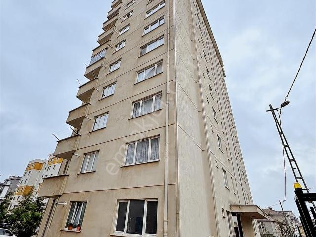 Aydınlı Mahallesi, Tuzla içerisinde satılık mülk