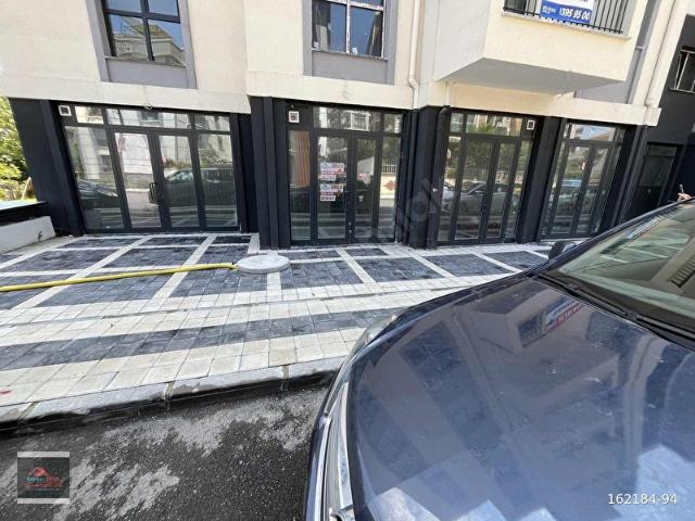 Tuzla, İstanbul içerisinde satılık Dükkan