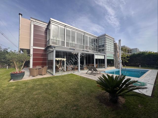 Tuzla, İstanbul içerisinde satılık Villa