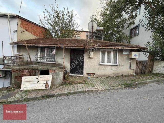Tuzla, İstanbul içerisinde satılık Bina