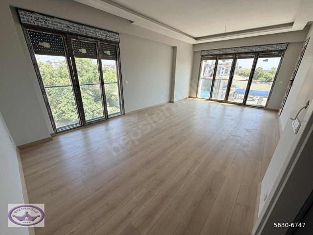 Tuzla, İstanbul içerisinde satılık mülk