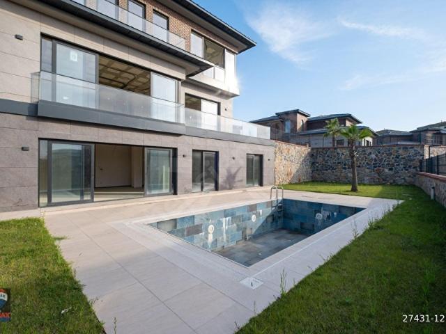 Tuzla, İstanbul içerisinde satılık Villa