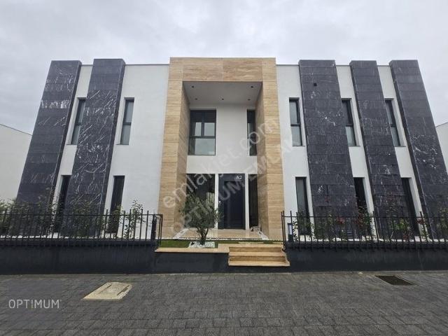 Tuzla, İstanbul içerisinde satılık Villa