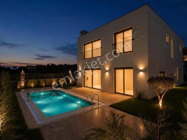 Tuzla, İstanbul içerisinde satılık Villa