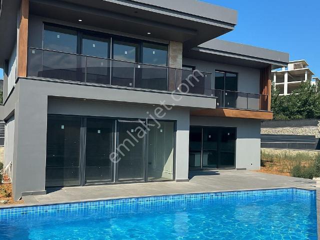 Tuzla, İstanbul içerisinde satılık Villa