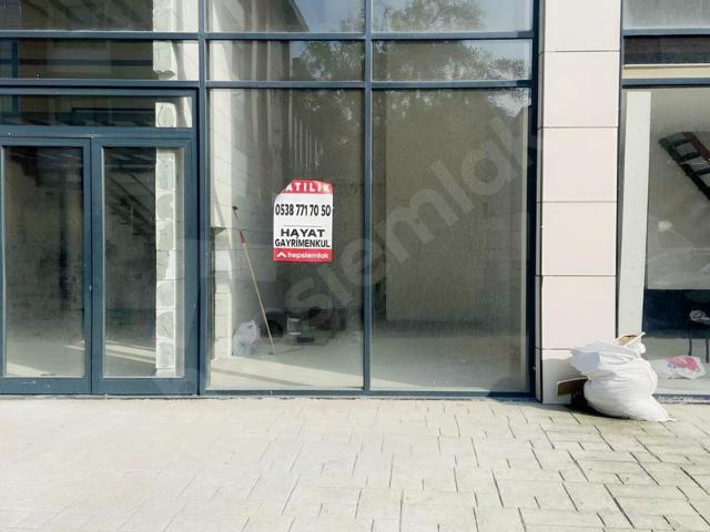 Yeni Yaşam Sitesi, Tuzla içerisinde satılık Dükkan